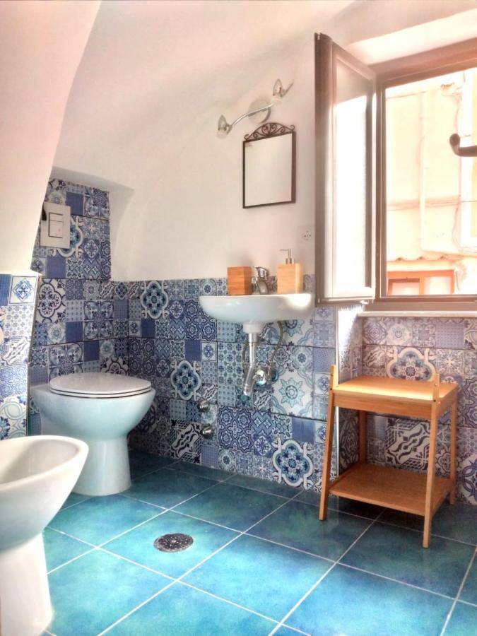 Casa Adriano Apartment Procida Exterior foto